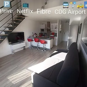 Duplex Autonome Cosy à En France Roissy-en-France